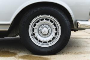 Mercedes-Benz 280 SL 1969 года  (EU)